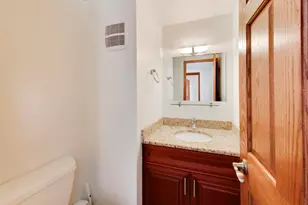 520 Hummingbird Ln, Deerfield, IL 60015 - Photo 19