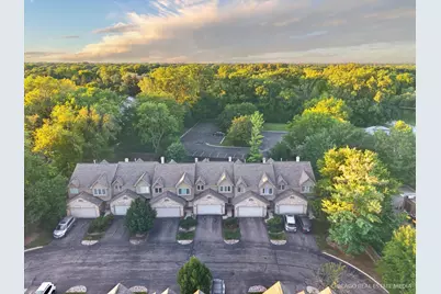 548 Silver Aspen Circle #548, Crystal Lake, IL 60014 - Photo 3