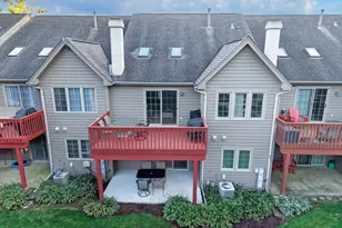 548 Silver Aspen Cir, Crystal Lake, IL 60014 - Photo 39