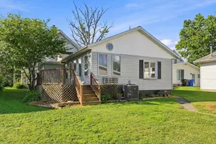 122 W Main St, Wyanet, IL 61379 - Photo 27