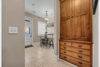 108 W Locust Street, Bloomington, IL 61701 - Photo 15