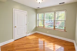 6257 N Mozart St, Chicago, IL 60659 - Photo 7