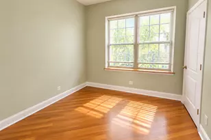 6257 N Mozart St, Chicago, IL 60659 - Photo 9