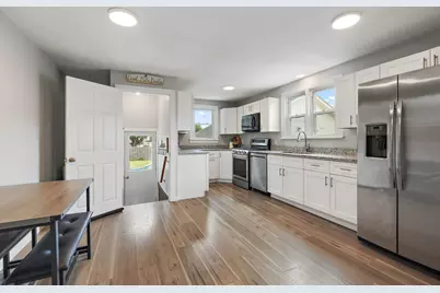 724 5th Avenue, Belvidere, IL 61008 - Photo 11