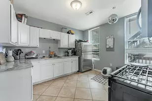 1643 W 19th St, Chicago, IL 60608 - Photo 27