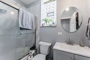 1643 W 19th St, Chicago, IL 60608 - Photo 25