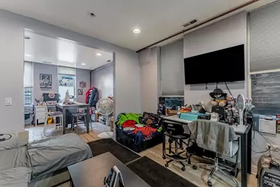 1643 W 19th Street, Chicago, IL 60608 - Photo 15