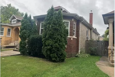 2842 Wisconsin Avenue, Berwyn, IL 60402 - Photo 1