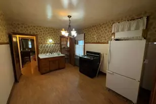 2842 Wisconsin Ave, Berwyn, IL 60402 - Photo 13
