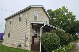112 E Main St, Plano, IL 60545 - Photo 3