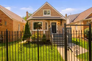 6604 S Rockwell St, Chicago, IL 60629 - Photo 1