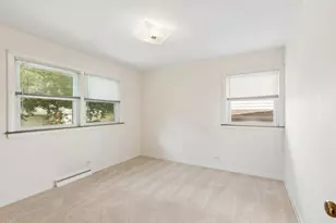 7920 Kenneth Ave, Skokie, IL 60076 - Photo 17