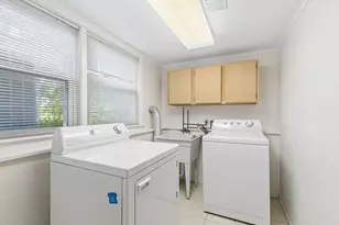 7920 Kenneth Ave, Skokie, IL 60076 - Photo 27