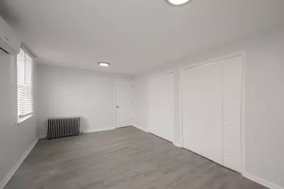 7653 S Saint Lawrence Avenue, Chicago, IL 60619 - Photo 19