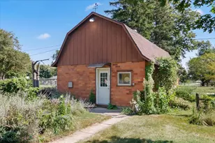 300 S Jackson St, Flanagan, IL 61740 - Photo 9