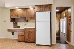 300 S Jackson St, Flanagan, IL 61740 - Photo 19