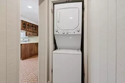 300 S Jackson Street, Flanagan, IL 61740 - Photo 25