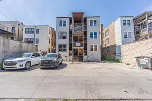 6215 N Washtenaw Ave, Chicago, IL 60659 - Photo 11