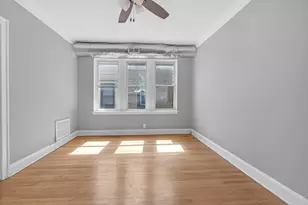 6215 N Washtenaw Ave, Chicago, IL 60659 - Photo 5