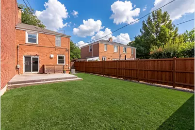 7807 W Summerdale Avenue, Chicago, IL 60656 - Photo 17