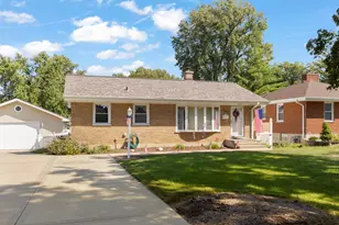 207 S Wilmette Ave, Westmont, IL 60559 - Photo 1
