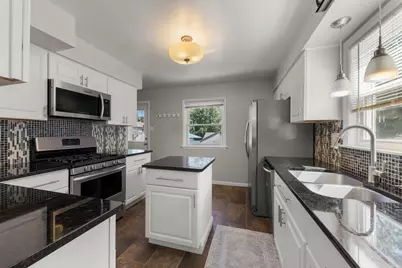 207 S Wilmette Avenue, Westmont, IL 60559 - Photo 3