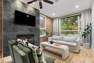1355 W Erie St, Chicago, IL 60622 - Photo 3