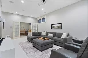 1355 W Erie St, Chicago, IL 60622 - Photo 19