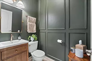 1355 W Erie St, Chicago, IL 60622 - Photo 13