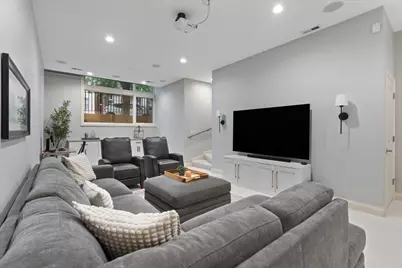1355 W Erie Street #1, Chicago, IL 60622 - Photo 21