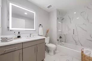 850 N Lake Shore Dr, Chicago, IL 60611 - Photo 13