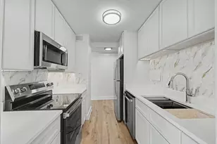 5740 N Sheridan Rd, Chicago, IL 60660 - Photo 13