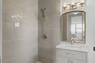 5740 N Sheridan Rd, Chicago, IL 60660 - Photo 25