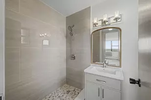 5740 N Sheridan Rd, Chicago, IL 60660 - Photo 27