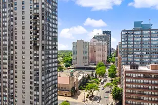 5740 N Sheridan Rd, Chicago, IL 60660 - Photo 31