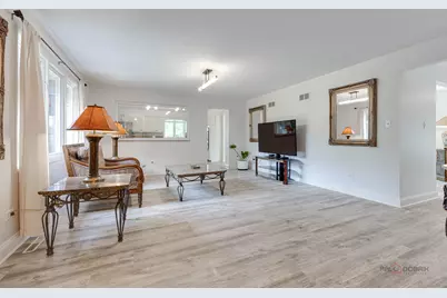 11230 Joyce Lane, Willow Springs, IL 60480 - Photo 9