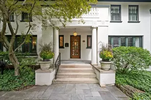 2855 Sheridan Pl, Evanston, IL 60201 - Photo 3