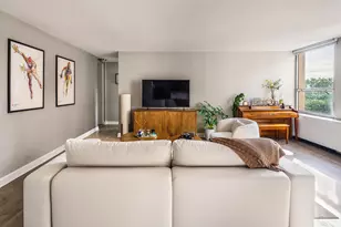2626 N Lakeview Ave, Chicago, IL 60614 - Photo 5