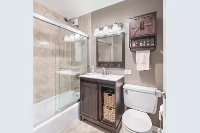 2626 N Lakeview Avenue #604, Chicago, IL 60614 - Photo 13