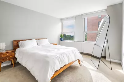 2626 N Lakeview Avenue #604, Chicago, IL 60614 - Photo 11