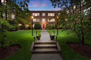 808 Oakton St, Evanston, IL 60202 - Photo 17