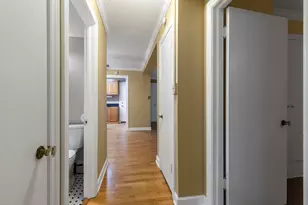 808 Oakton St, Evanston, IL 60202 - Photo 3