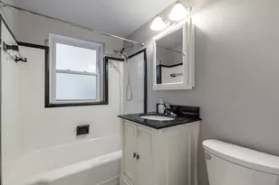 808 Oakton St, Evanston, IL 60202 - Photo 11