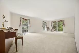 132 Wagon Wheel Ln, Barrington, IL 60010 - Photo 3