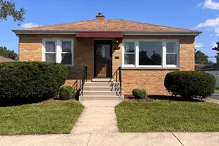 2714 W 97th St, Evergreen Park, IL 60805 - Photo 1