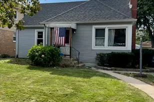 8122 N Overhill Ave, Niles, IL 60714 - Photo 1