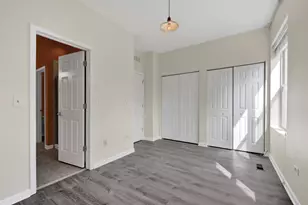 2503 S Calumet Ave, Chicago, IL 60616 - Photo 17