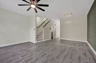 2503 S Calumet Ave, Chicago, IL 60616 - Photo 9