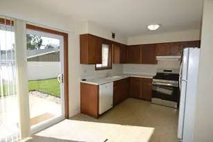 372 Eastern Ave, Barrington, IL 60010 - Photo 5