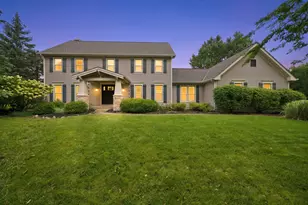 662 Bent Ridge Ln, Barrington, IL 60010 - Photo 1